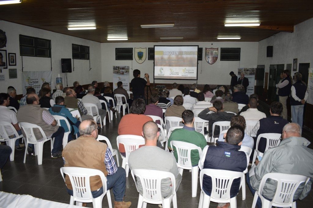 CAPACITACION TRIGO EN MACACHIN 1